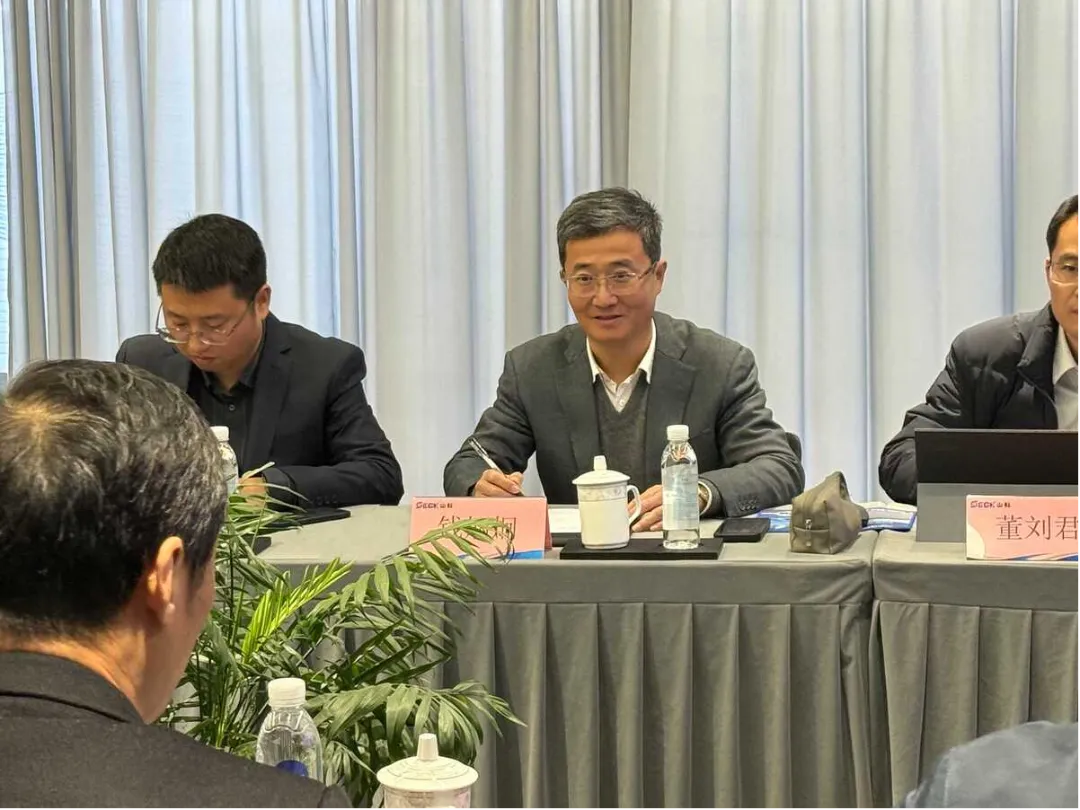 19e77fc6bdaa3c9b19f0bc425bf93008 19e77fc6bdaa3c9b19f0bc425bf93008